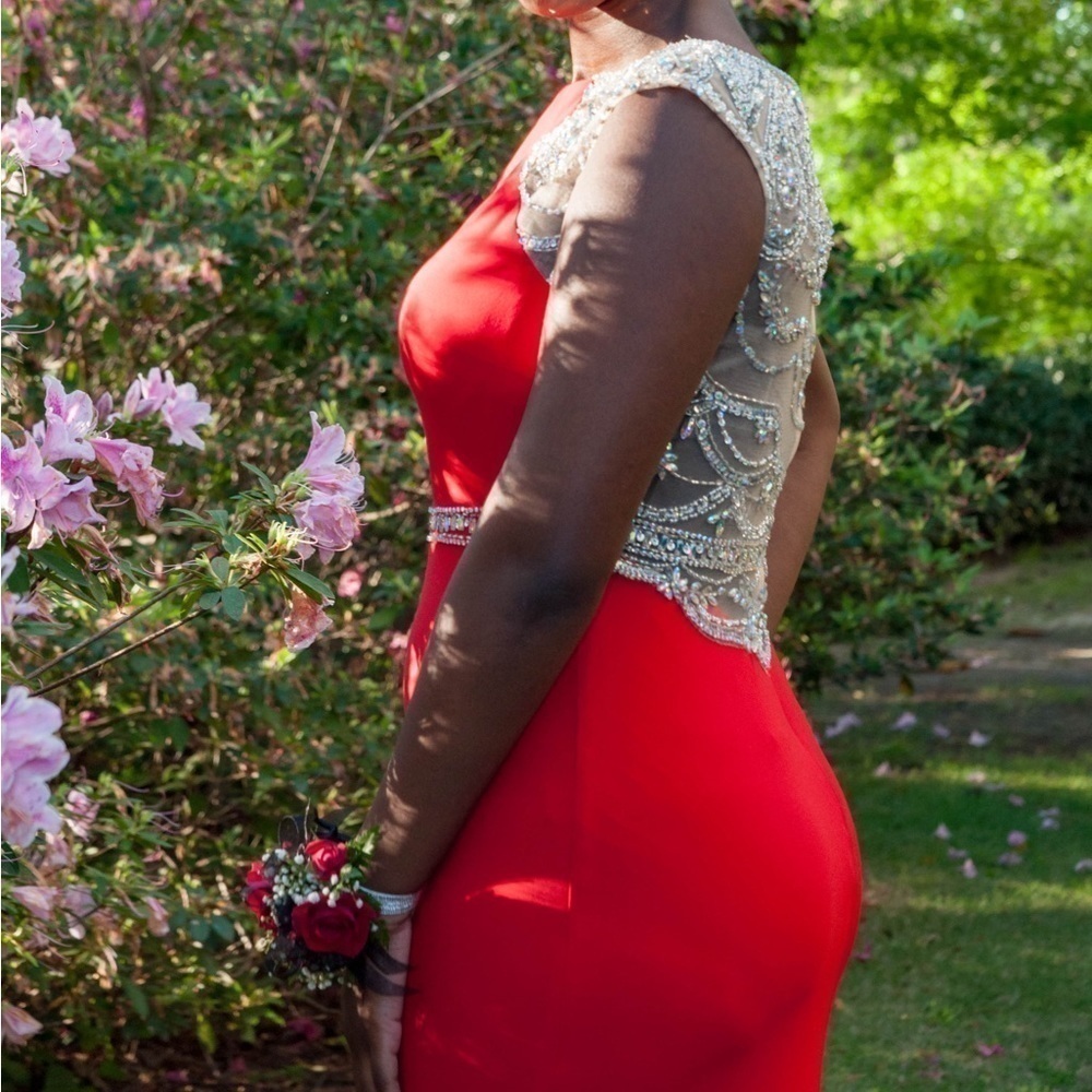 Red Prom Aspeed Sheer Hand-beaded Sleeveless Long Dress Medium